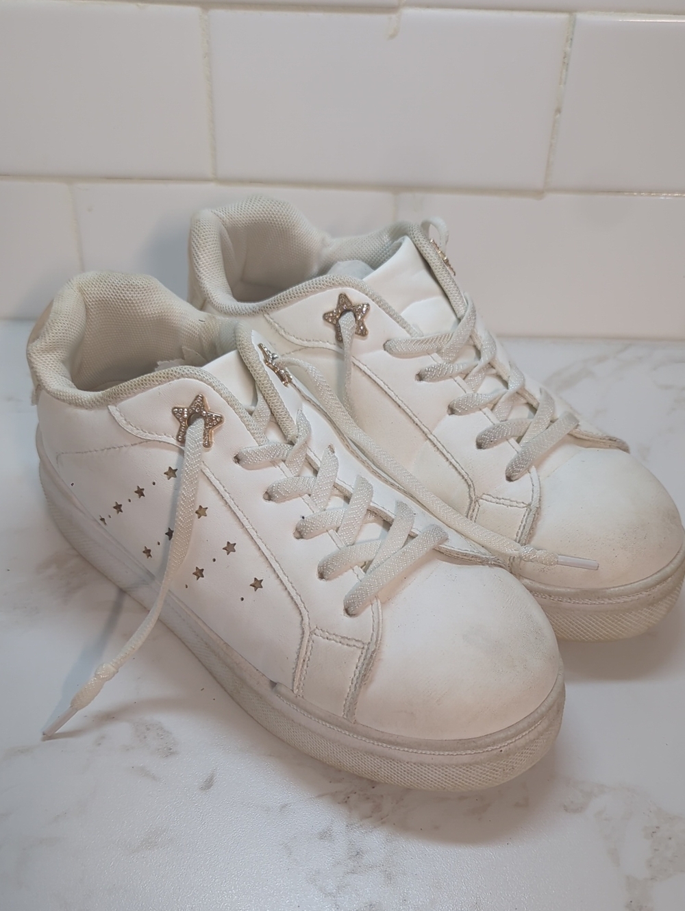 KIDS FASHION SHOES